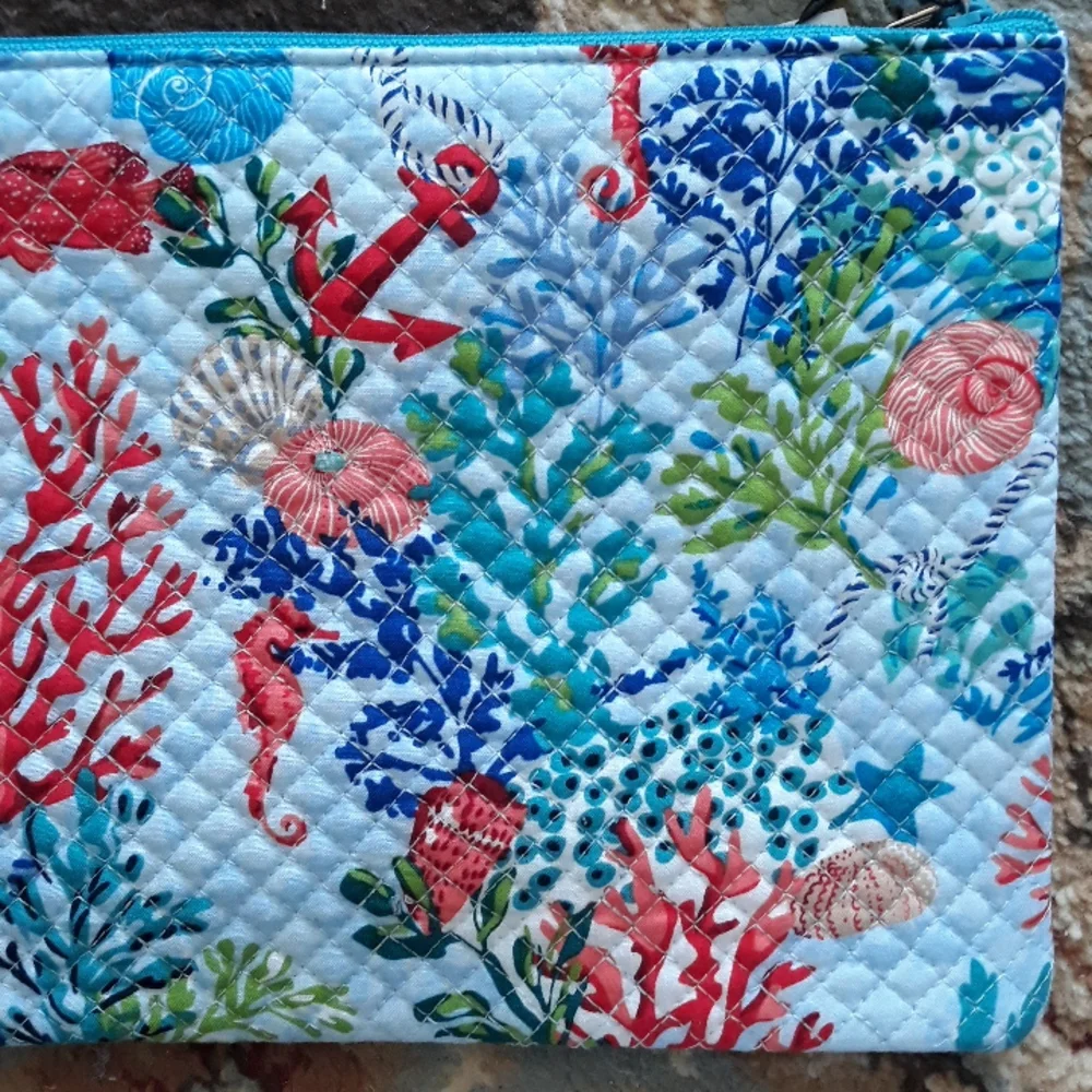 7x*Host Pick*Vera Bradley adorable wristlet - Picture 9 of 16